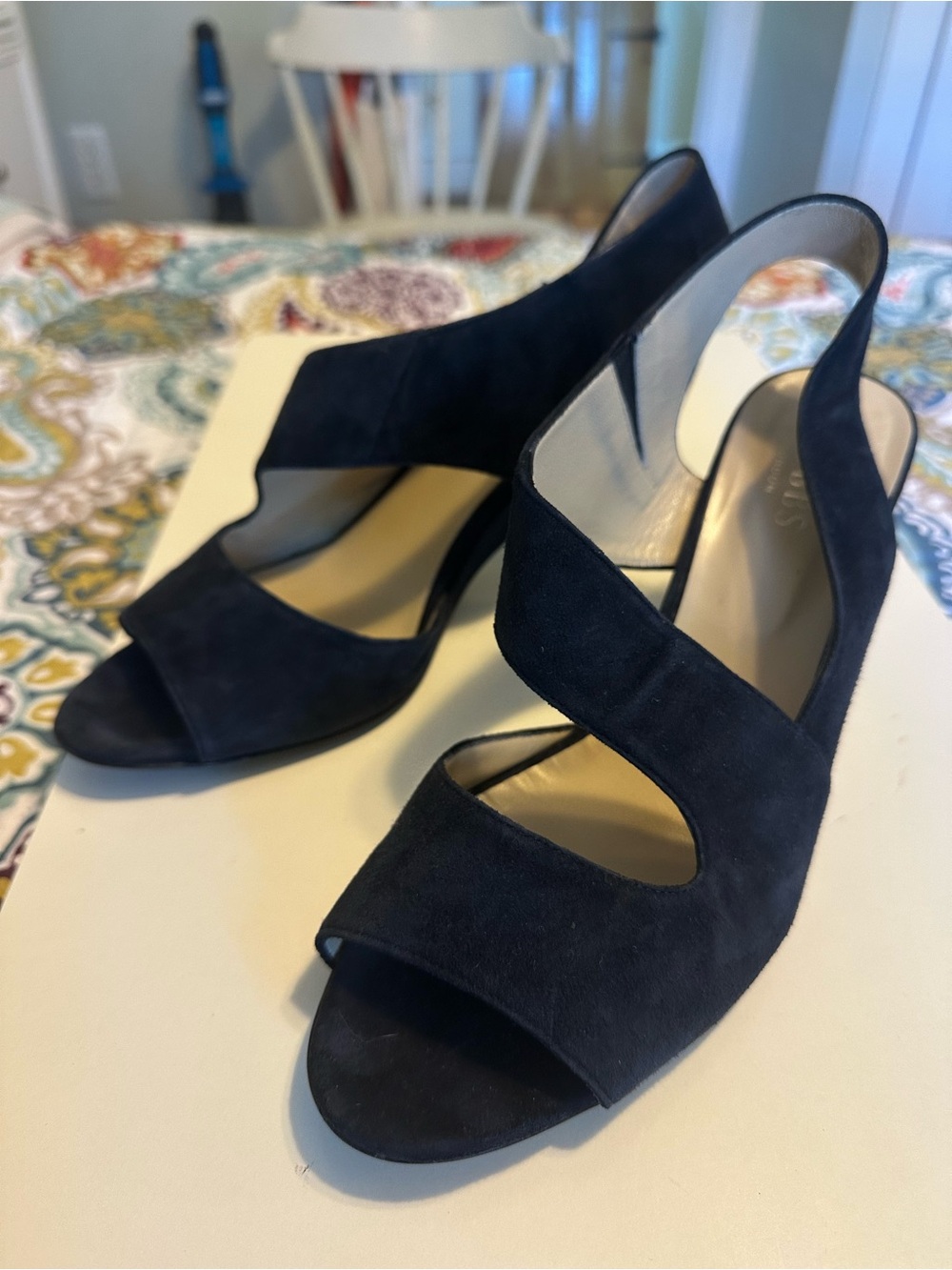 Hobbs London Navy Blue Suede Block Heels Sz 42